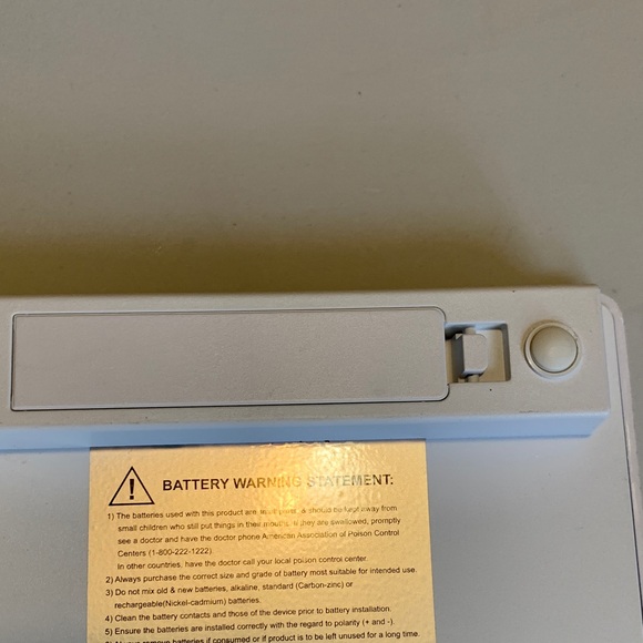 Wireless Gold Keyboard - Picture 9 of 9